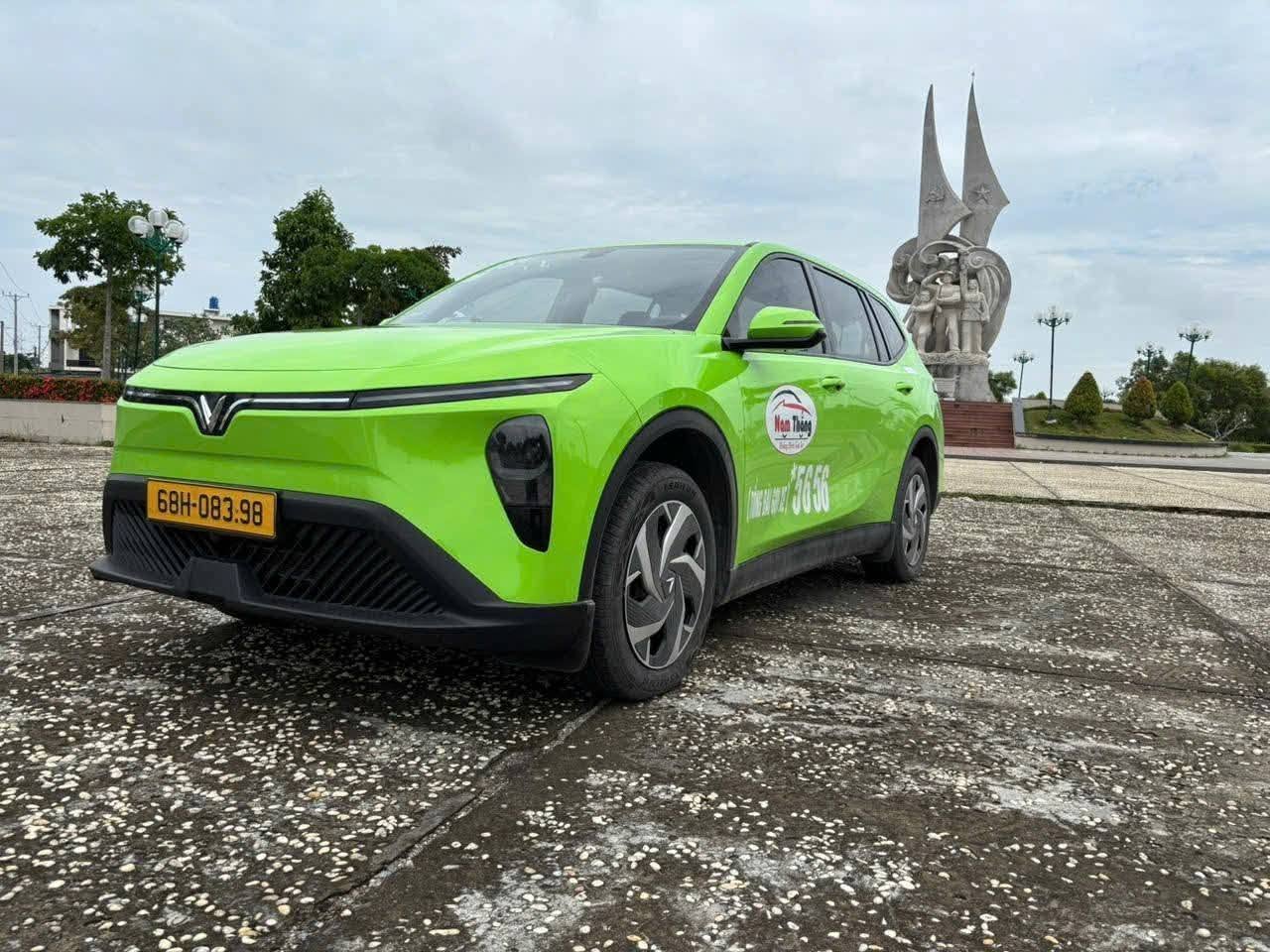 Xe điện VinFast VFe34 hiện đại
